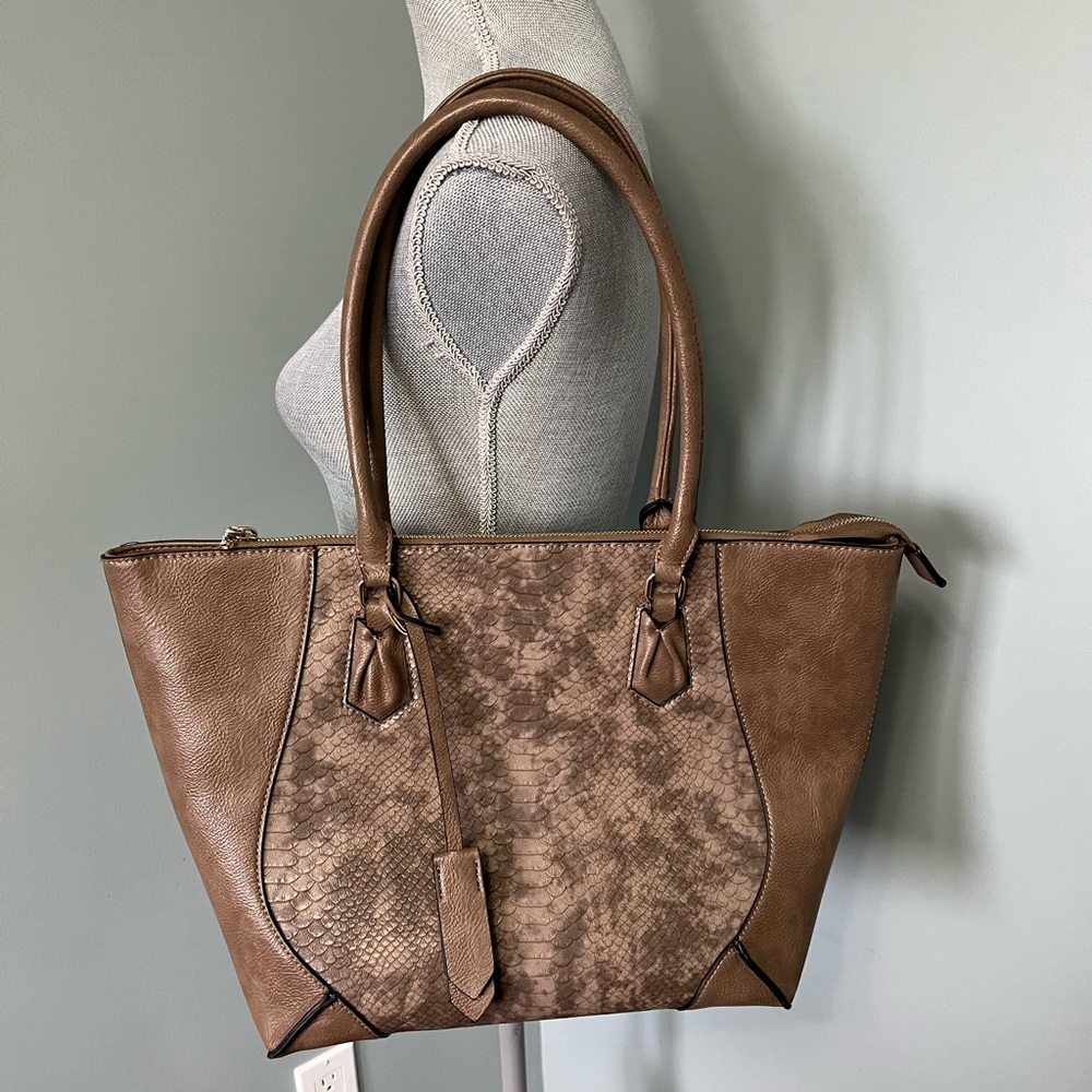 LA DIVA large brown purse Shoulder Bag tote